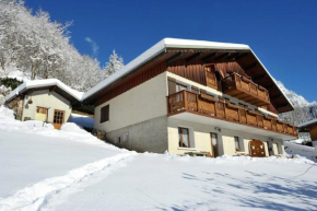 Appartement de 2 chambres a Champagny en Vanoise a 40 m des pistes avec jardin clos et wifi